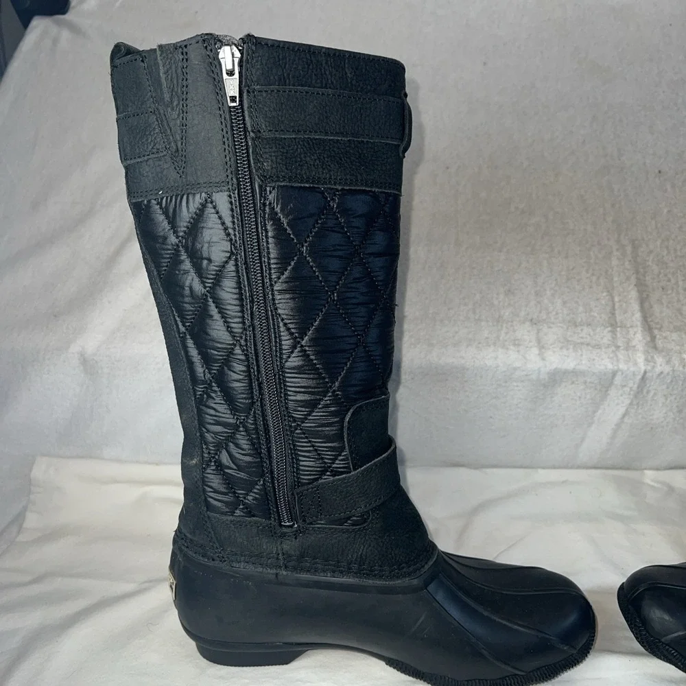 Sperry Women's Size 7.5 Black Saltwater Tall Nylon Quilt Buckle Rain Duck Boot